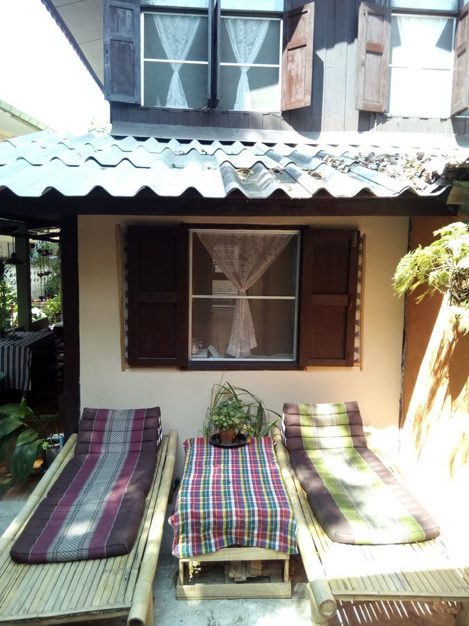 A Pousada Twin House @ Tapae Chiang Mai Exterior foto